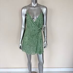 NWT!!! Alice + Olivia women dress size 6 Retail 550$